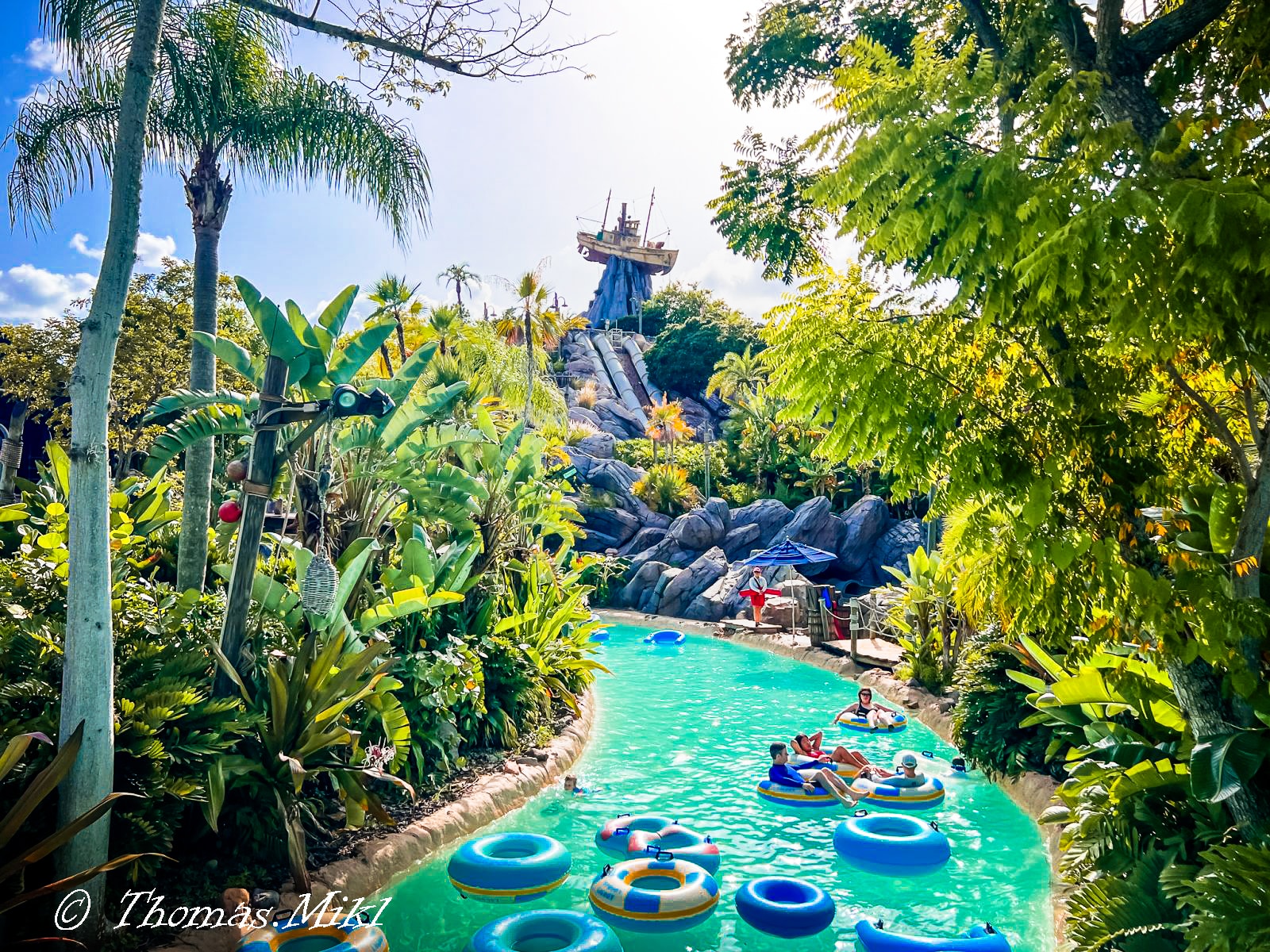 Typhoon Lagoon ambiance