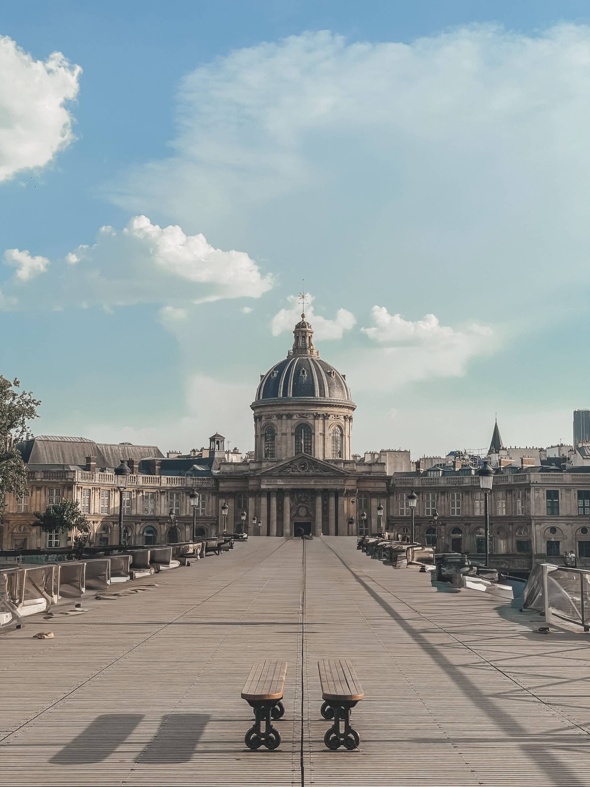 Monnaie de Paris et Pont des Arts à Paris