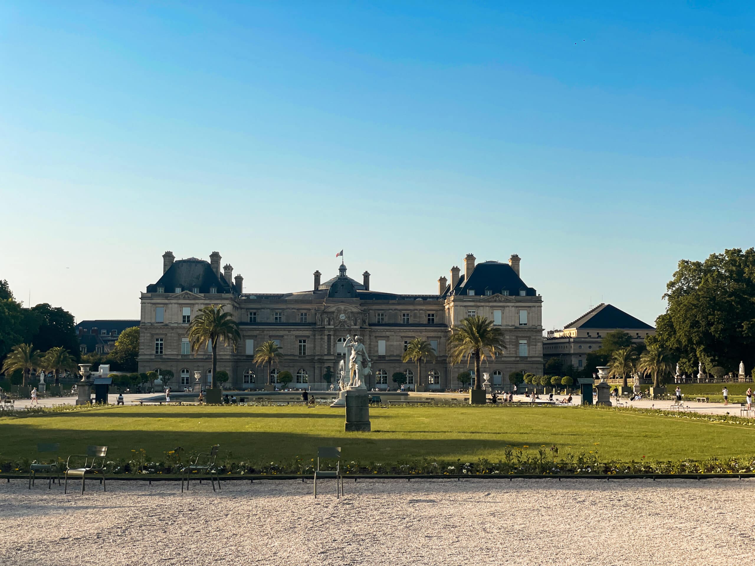 Jardin du Luxembourg et Palais du Luxembourg à Paris