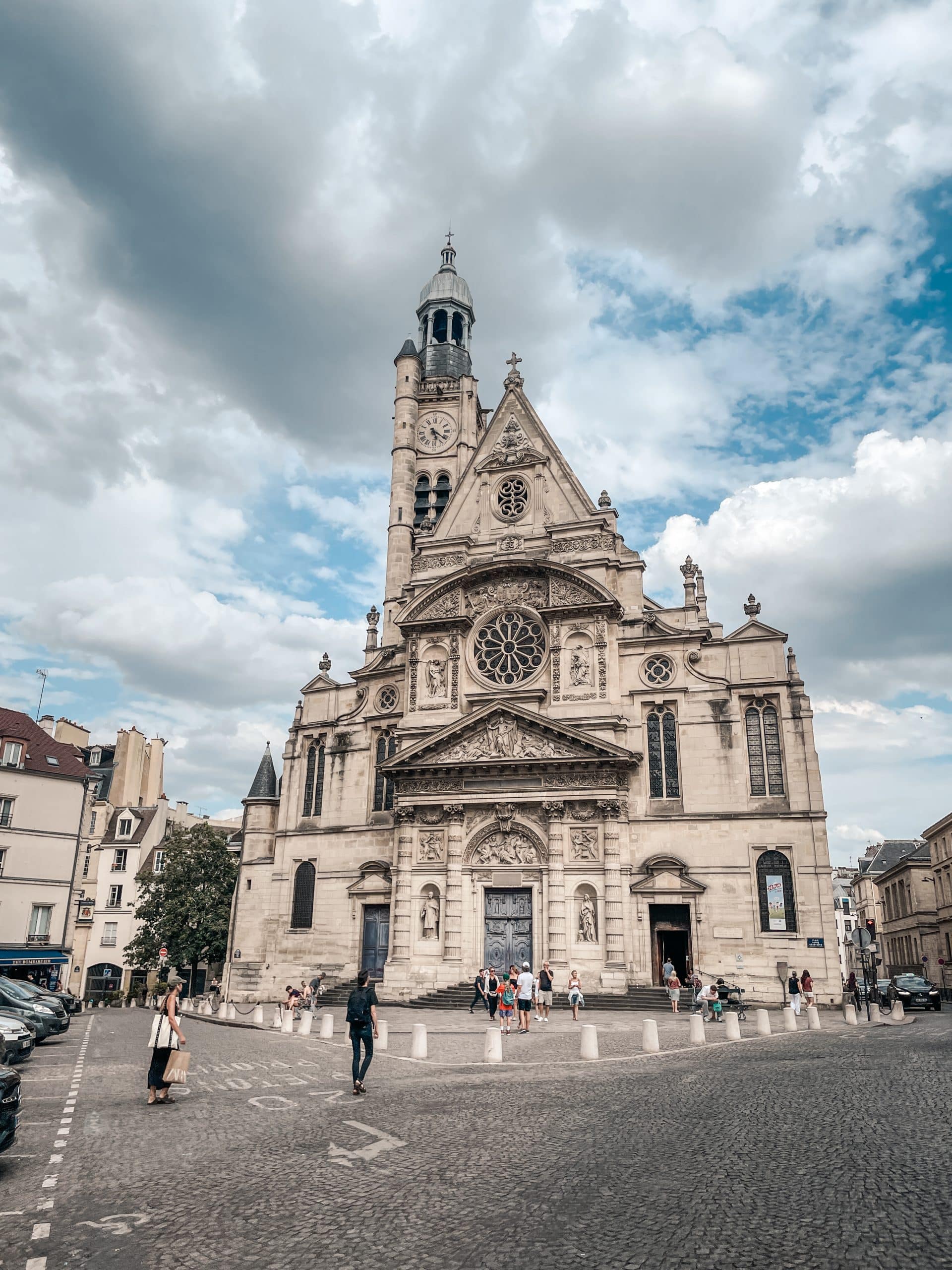 Paris et ses monuments emblématiques